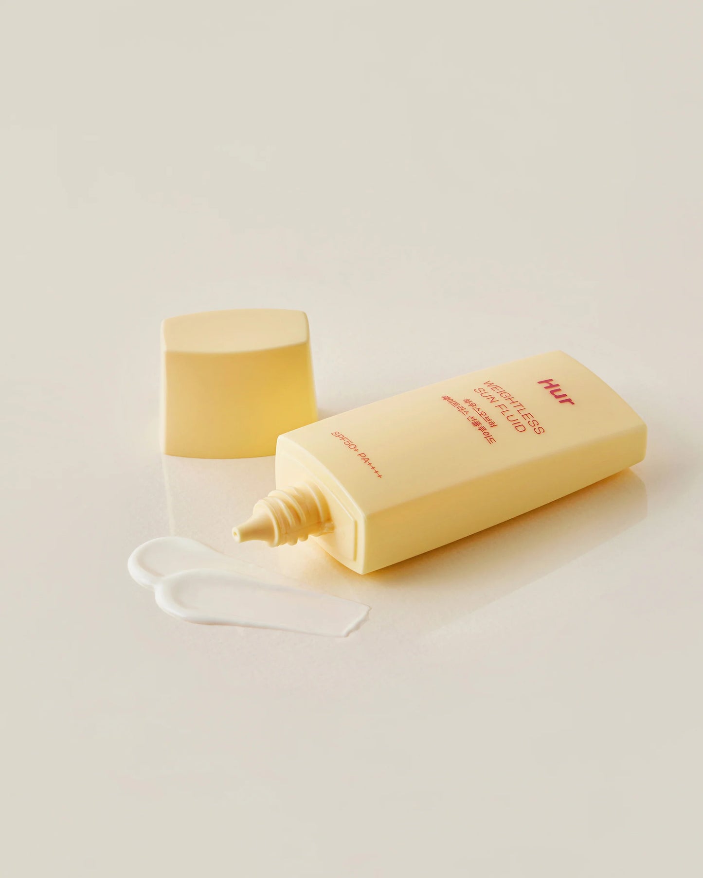 HOUSE OF HUR Weighless Sun Fluid