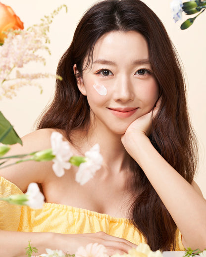 HOUSE OF HUR Weighless Sun Fluid