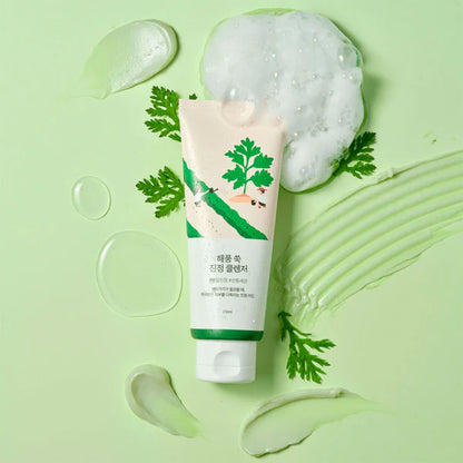 ROUND LAB Mugwort Calming Cleanser